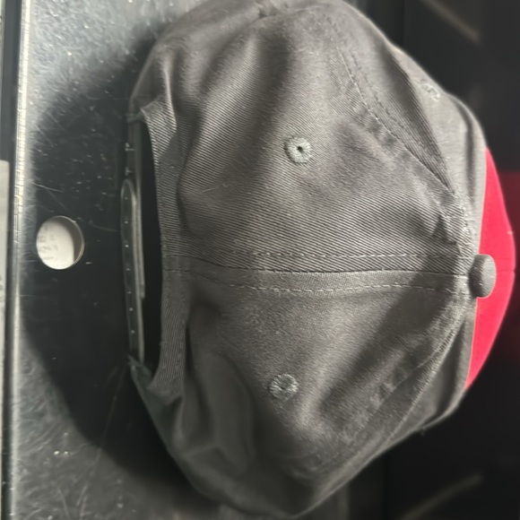 Snap-on ball cap - Picture 2 of 2